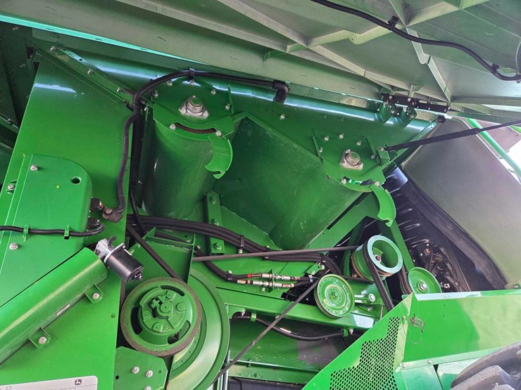 2015-john-deere-s680-image-34
