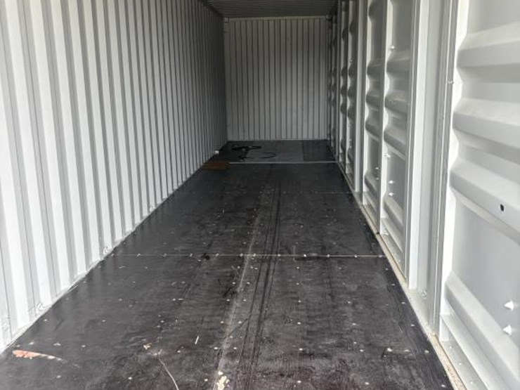 #142-•-40'-high-cube-conex-shipping-container---one-trip-image-6