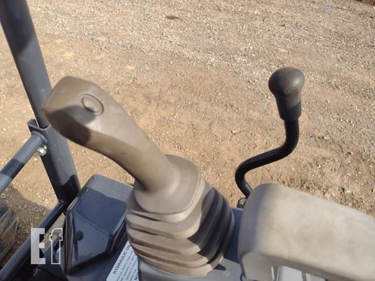 2022-deere-17g-image-8