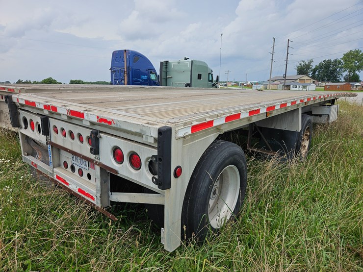 2000-reitnouer-48'-x-102"-image-7