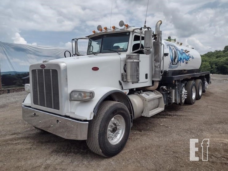2016-peterbilt-367-image-53