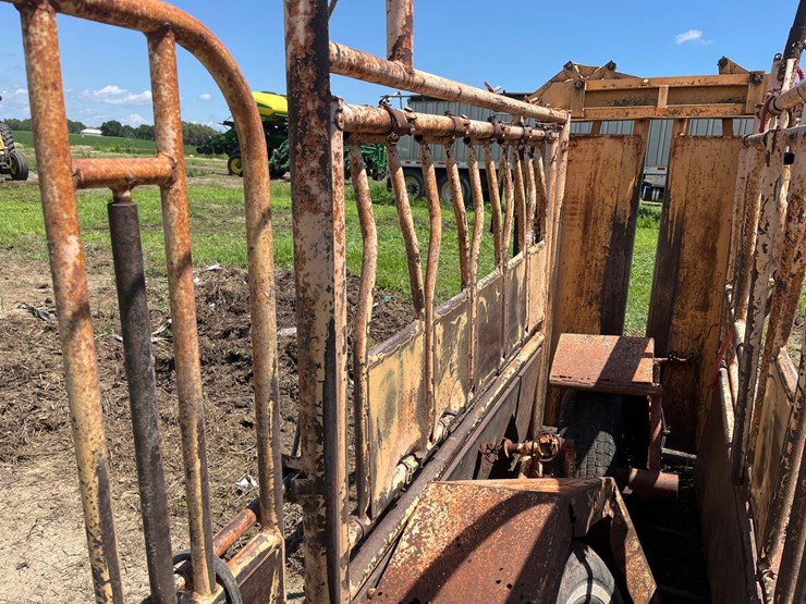 for-most-cattle-chute-image-8