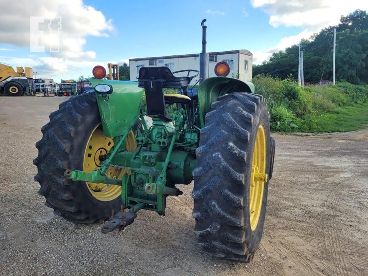john-deere-2840-image-8