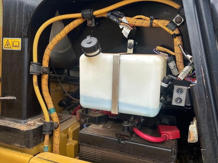 2019-caterpillar-953k-image-26