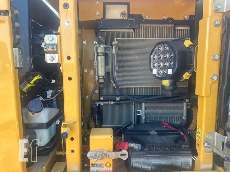 2021-caterpillar-313-image-24