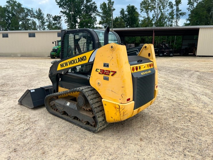 2021-new-holland-c327-image-7