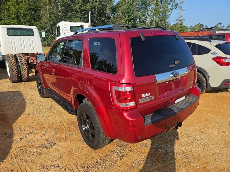 2012-ford-escape-image-3
