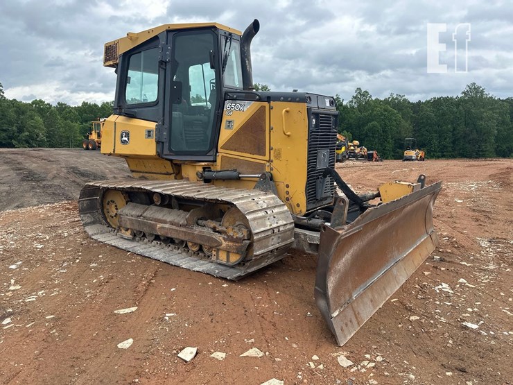 2013-deere-650k-lgp-image-3