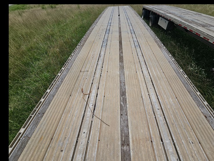 2000-reitnouer-48'-x-102"-image-38