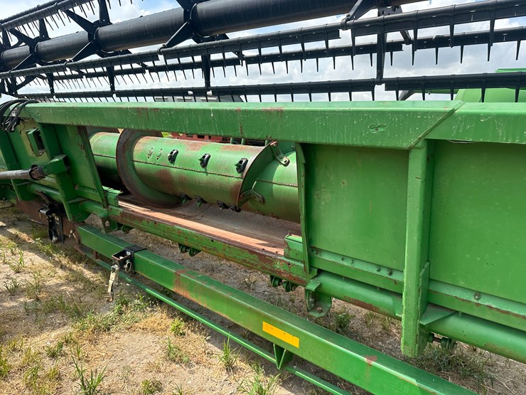 2004-john-deere-635f-image-11
