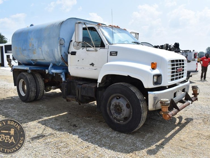 1997-gmc-topkick-c7500-image-34