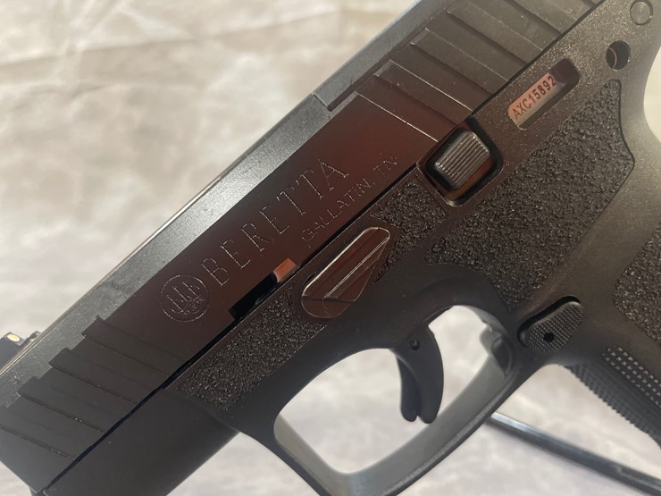 #4352-•-beretta-apx-a1-9mm-luger-pistol,-sn:-axc158923-image-15
