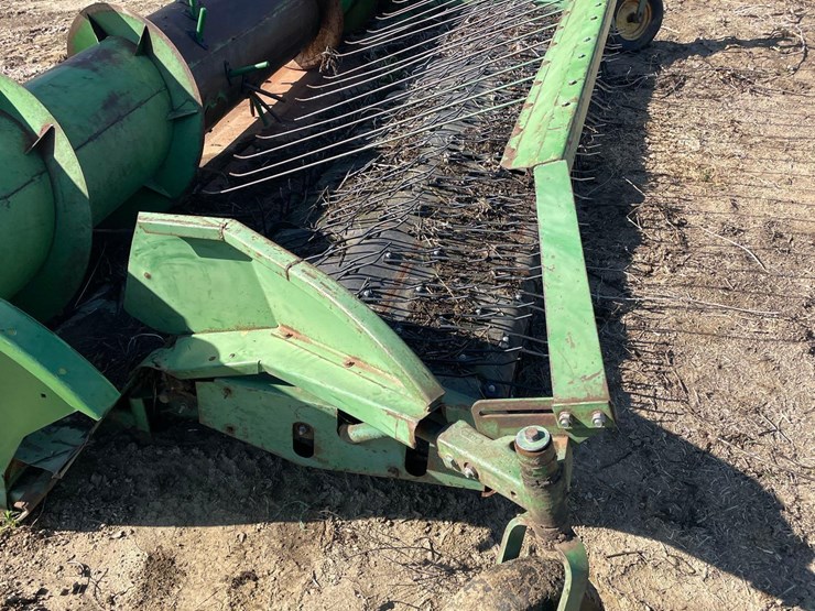 john-deere-oats-pickup-head-image-9