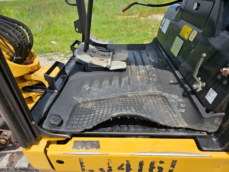 caterpillar-301.7-image-31