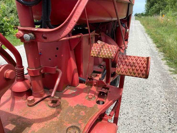 farmall-super-m-image-31