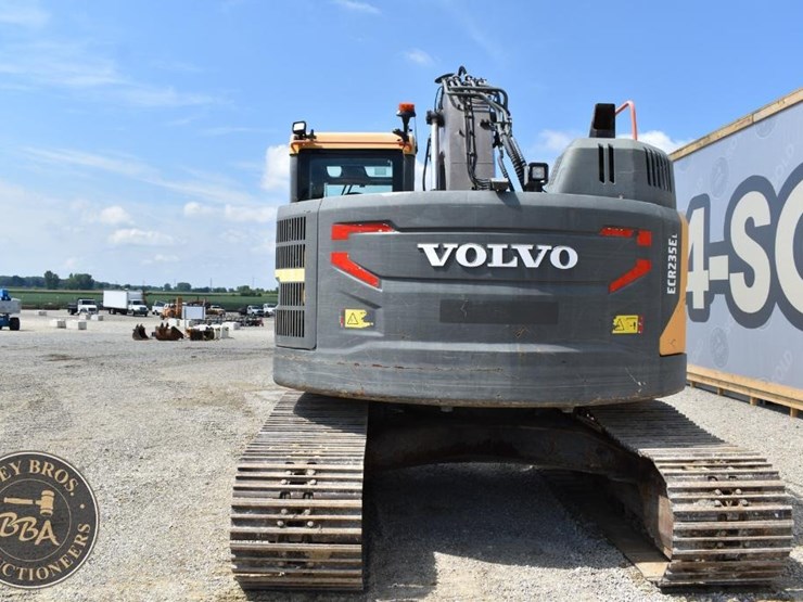 2018-volvo-ecr235el-image-22