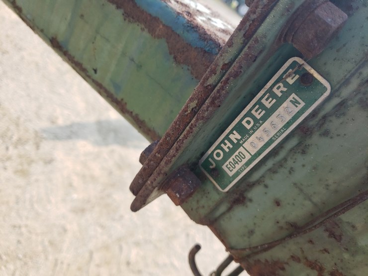 john-deere-400-image-2