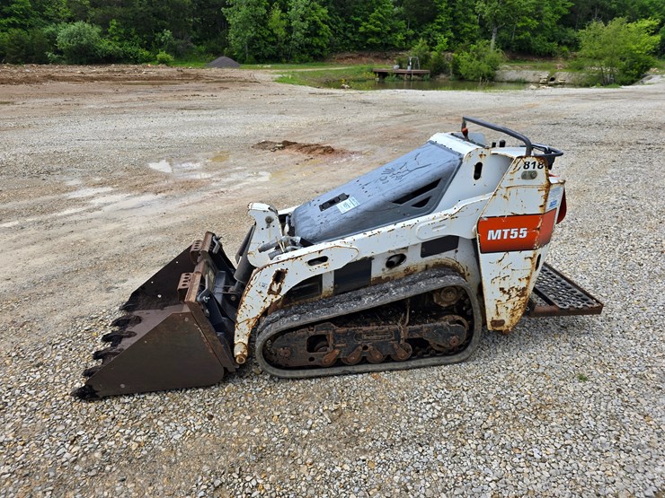 #16577-•-2016-bobcat-mt55-mini-skid-steer-image-5