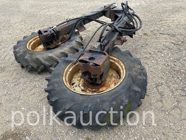 11250---extra-pedestals-&-tires-for-hagie-sprayer-image-2