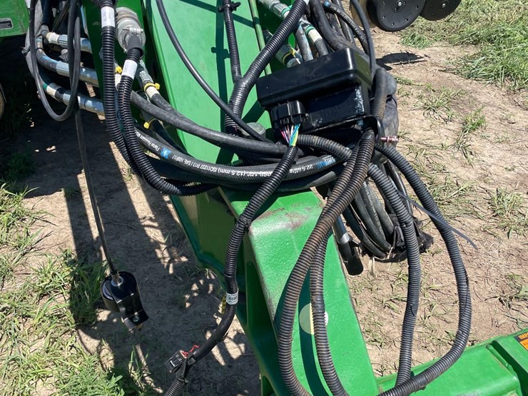 2012-john-deere-1790-image-108