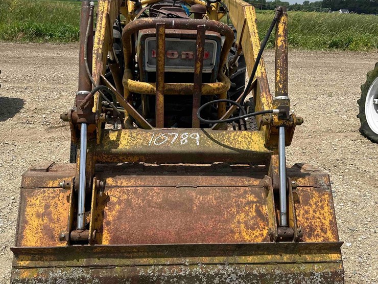 ford-3000-image-2