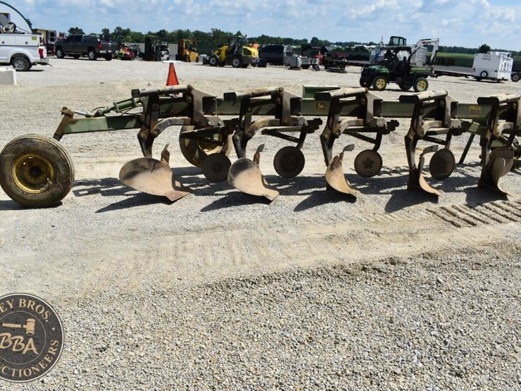 john-deere-2700-image-15
