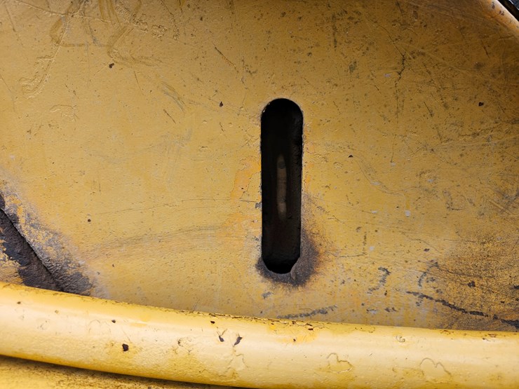 1984-caterpillar-973-image-69