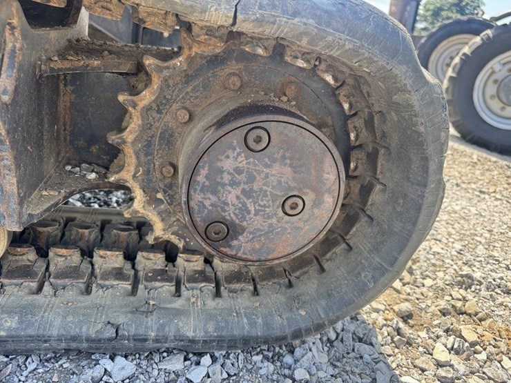 2019-kubota-u35-4-image-16
