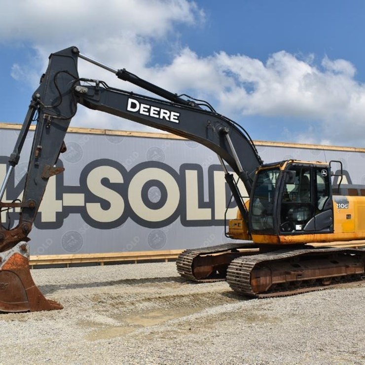 2018 DEERE 210G LC