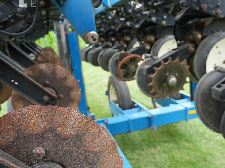 kinze-3500-image-18