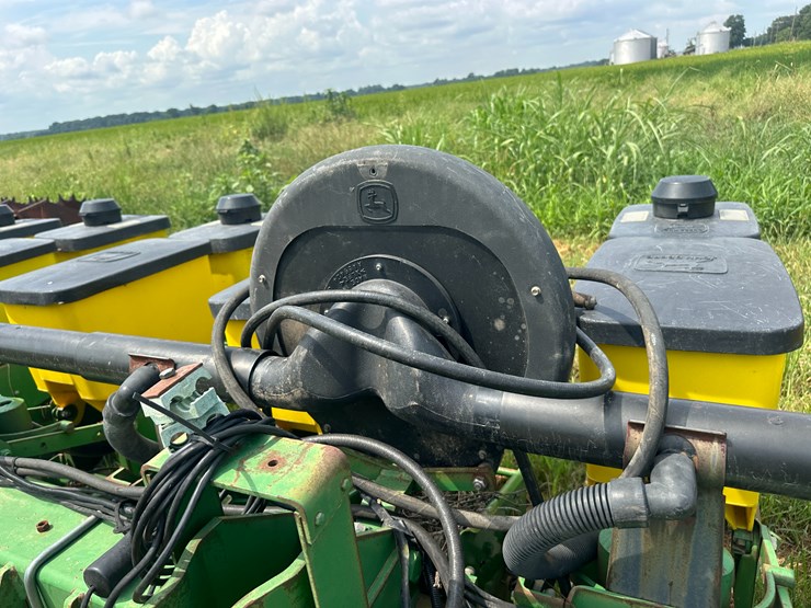 john-deere-30-image-29