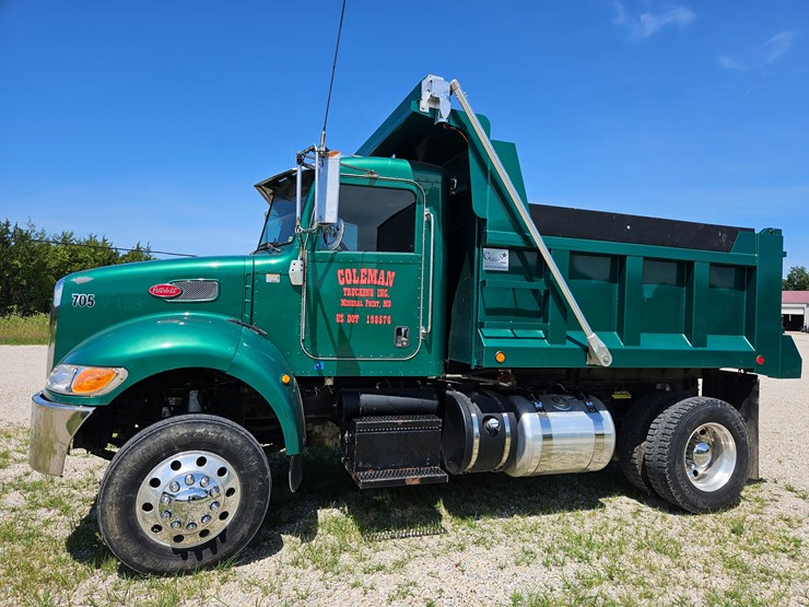 2012-peterbilt-382-image-4