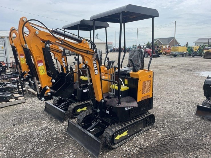 new-miva-mini-excavator:-6.6t-image-1