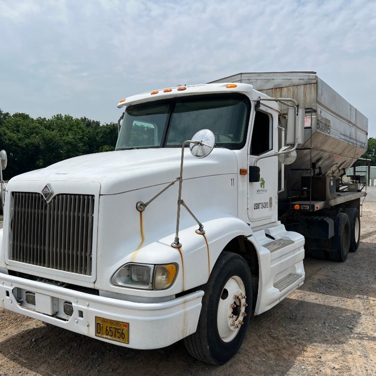 2006 INTERNATIONAL C