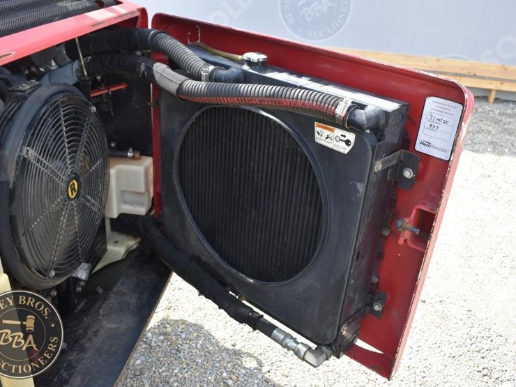 2017-takeuchi-ts50v-image-26
