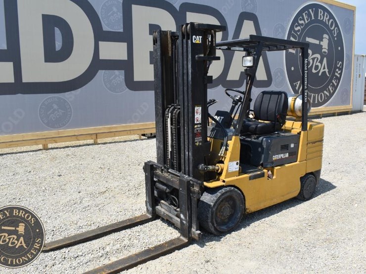 1996-caterpillar-gc30-image-18