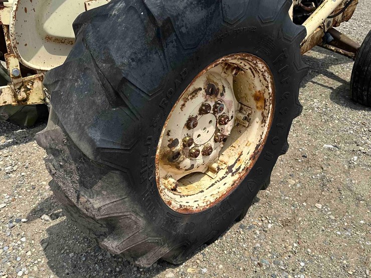 ford-4500-image-9
