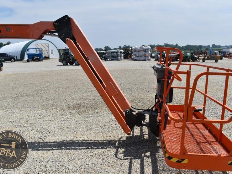 2007-jlg-600aj-image-35