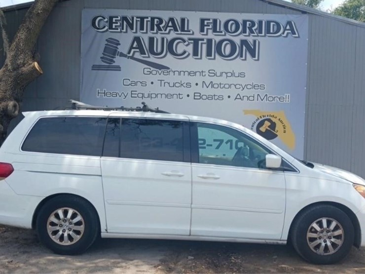 2008-honda-odyssey-image-1