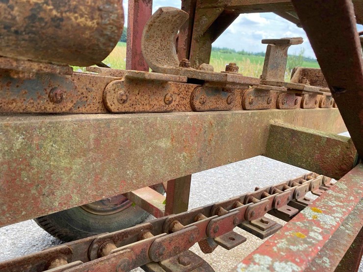 vermeer-model-12-pto-field-tiling-machine-image-30