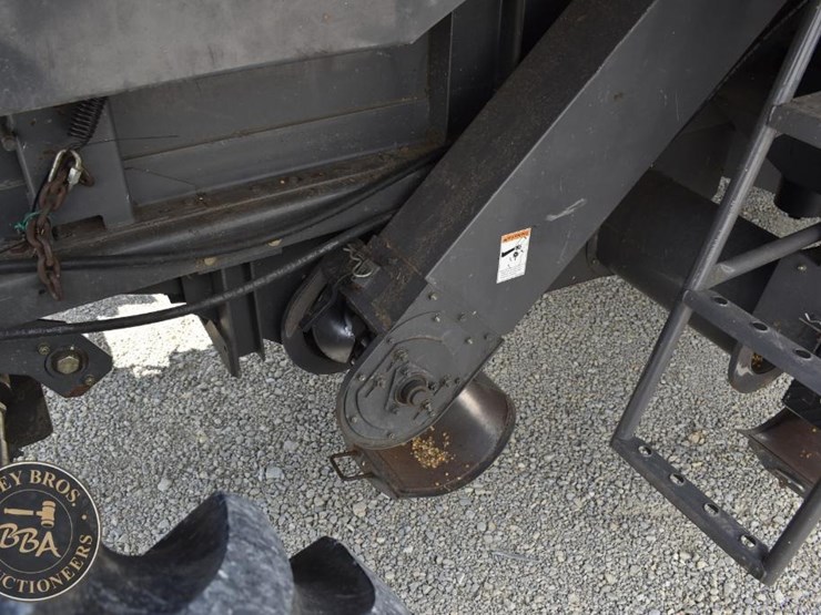 2007-massey-ferguson-9690-image-27