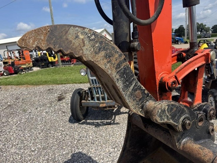 2019-kubota-u35-4-image-4