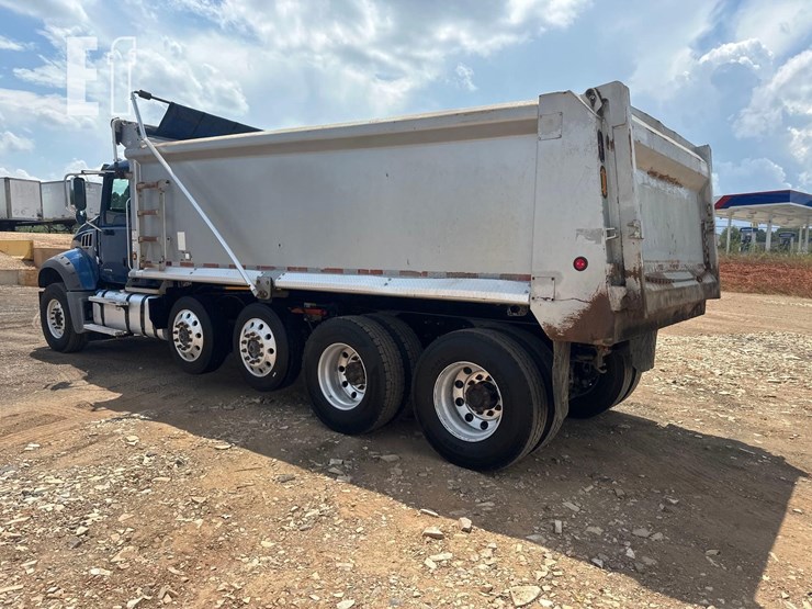 2021-mack-granite-64fr-image-8