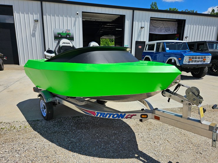 #18971-•-10'-jet-boat-image-24