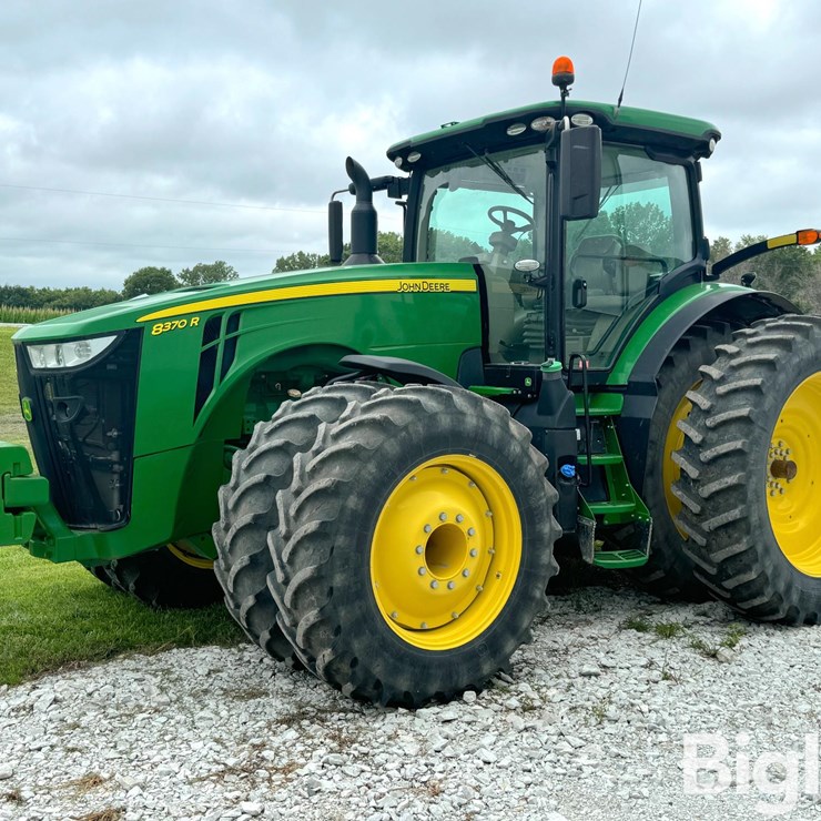 2019 JOHN DEERE 8370R