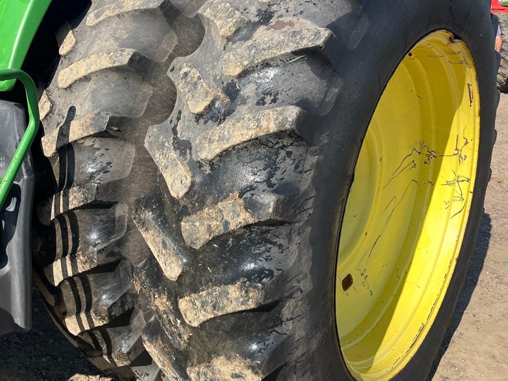1996-john-deere-8300-image-7