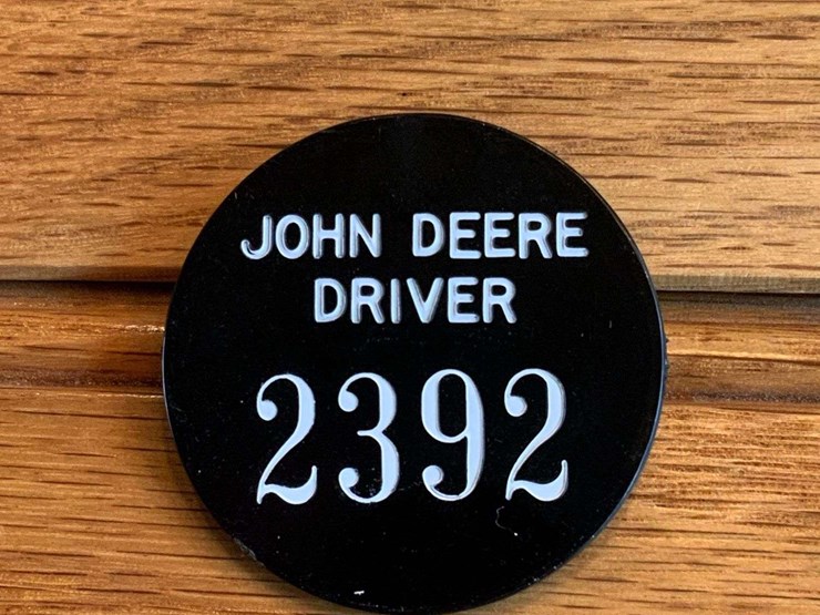 john-deere-driver-badge-image-1