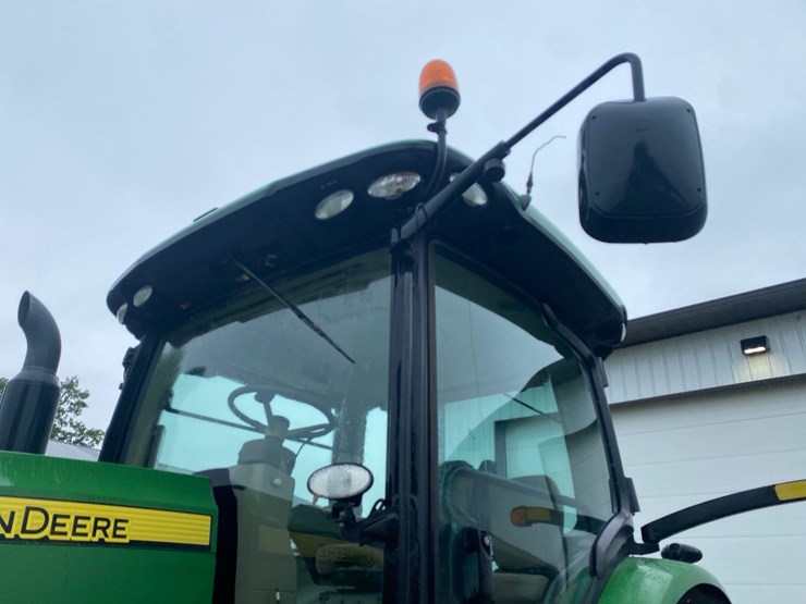 2016-john-deere-8245r-image-26