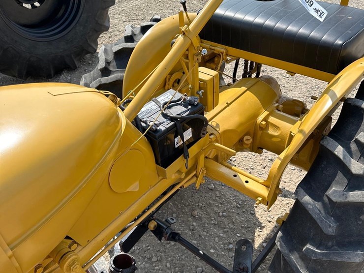 689---allis-chalmers-b-(sn#-69865)-image-6