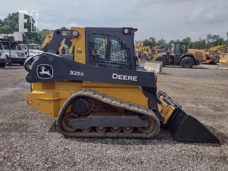 2023-deere-325g-image-3